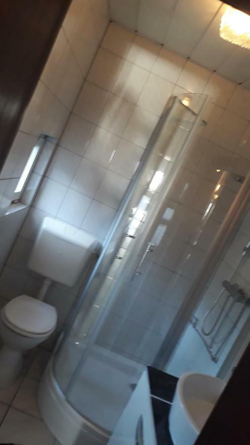 Ferienwohnung Villa Del Viola Leonardo Apartment هاينسبرغ المظهر الخارجي الصورة